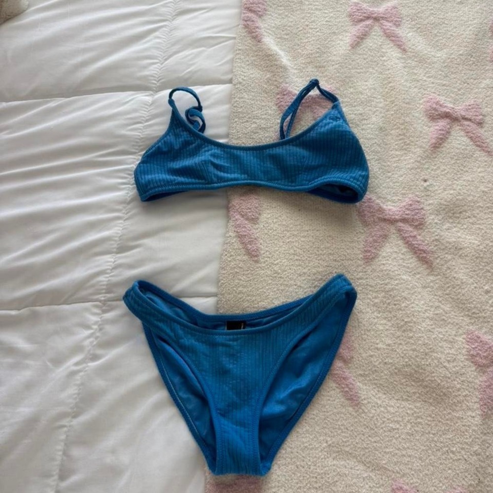 Royal‎ Blue Ribbed Triangl Bikini Set